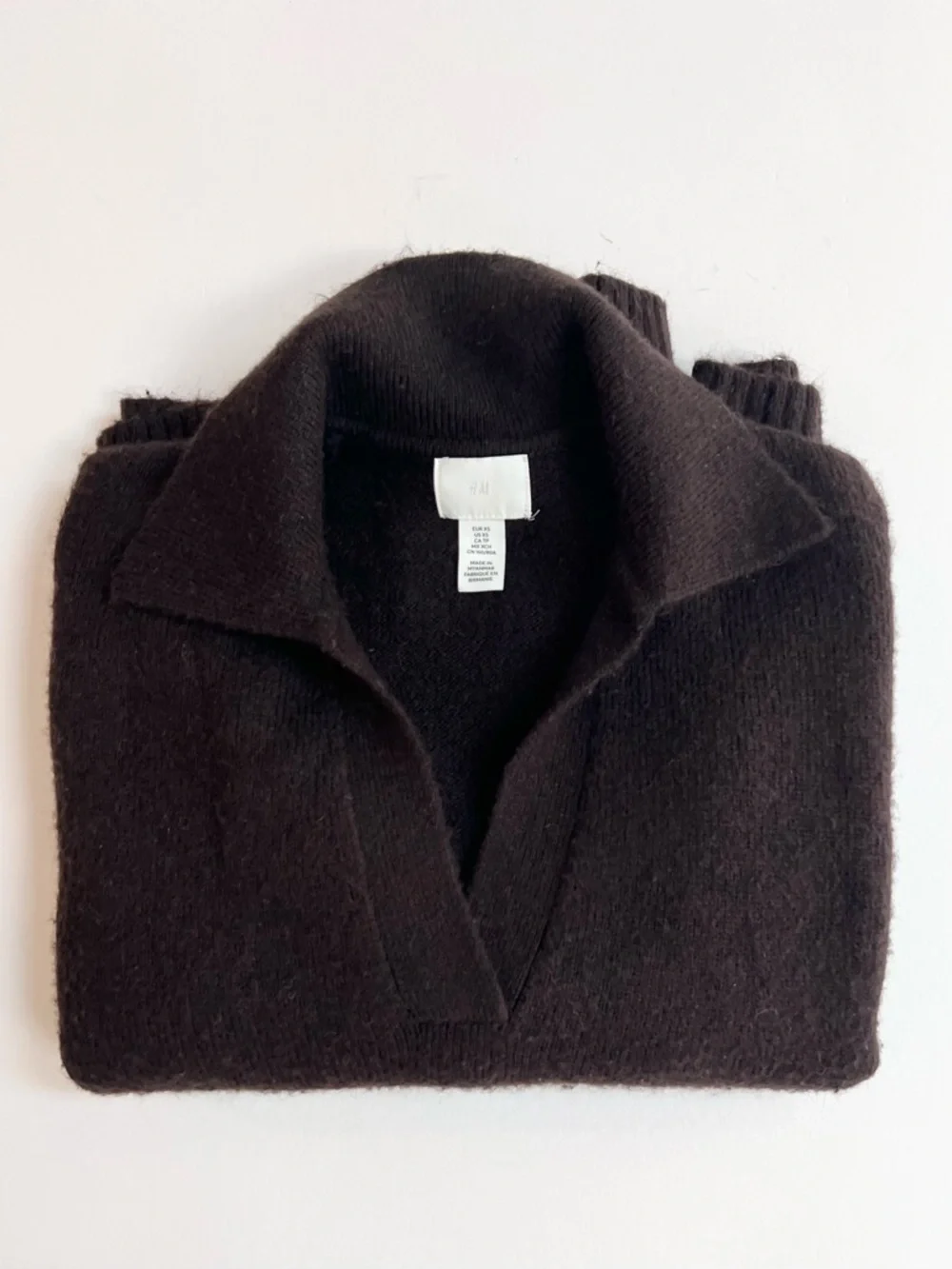 Collared Sweater - Picture 1 of 9
